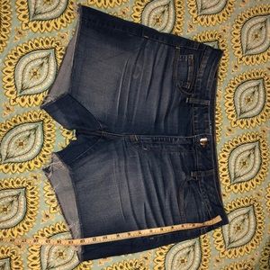 American Eagle cut-off shorts